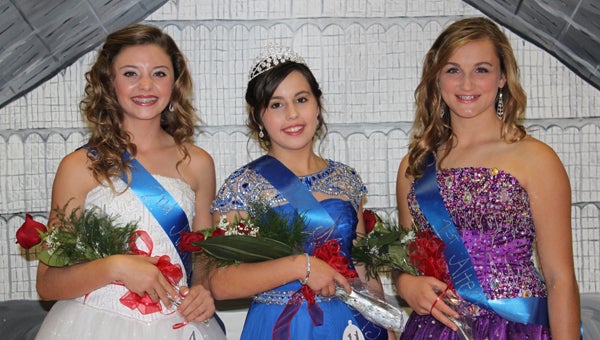 Tori Horne (center) was crowned Miss Demopolis Middle School on Oct. 9. Elly Brown (right) was named first alternate and Sally Mackey (left) was named second alternate. (Photo courtesy of Natasha Horne)