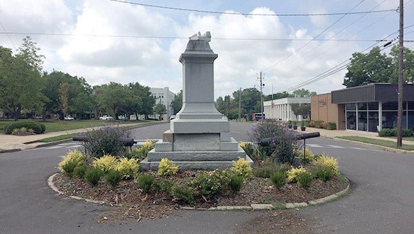 The Demopolis Police Department is reporting that an officer-involved patrol accident early Saturday led to damage of the Confederate Monument in downtown Demopolis.